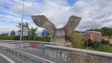 Összeomlott Prága egyik monumentális betonszobra