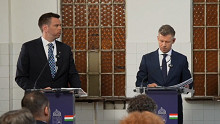 Jön még egy kormányszóvivői tájékoztató, speciális vendéggel
