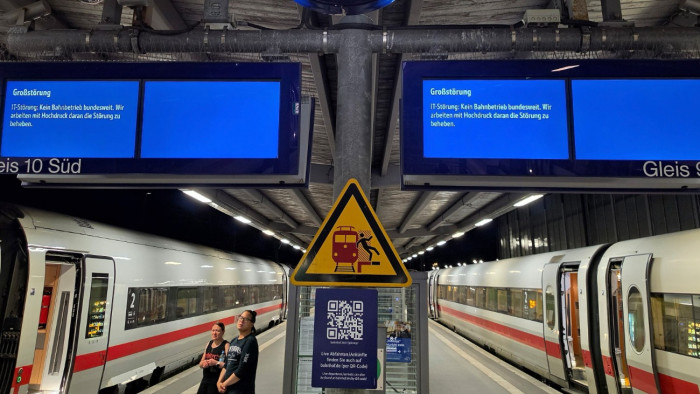 Merz kirúgta miniszterét, mert a sok pénz sem volt elég