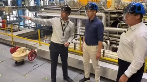 Videón mutatta meg Magyar Péter a Paksi Atomerőmű elcsöndesült belsejét