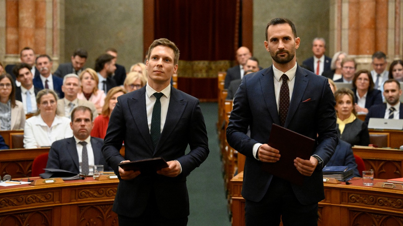 Esküt tett két új fideszes képviselő, Szijjártó Péter és Budai Gyula helyét veszik át