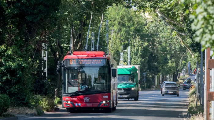 Változik egy budapesti trolijárat útvonala, eléri a 3-as metrót