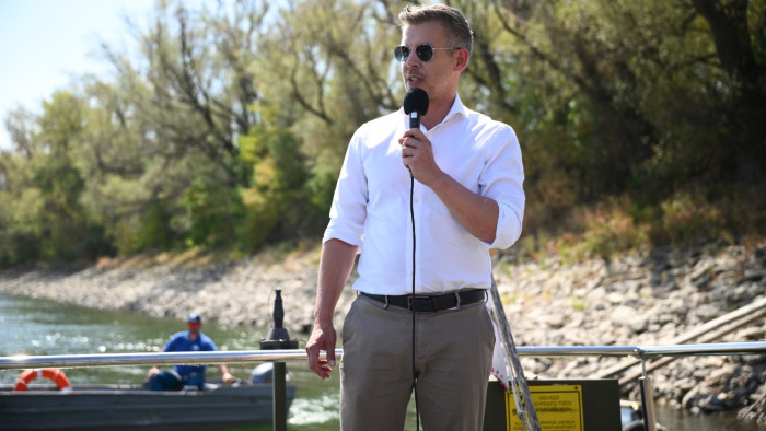 Magyar Péter: három évtizede nem látott komplexitású, nehézségű munka zajlik