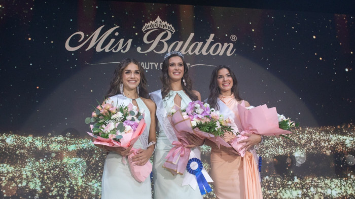 Ők a legszebb balatoni hölgyek, csodálatos fotókon Miss Balaton