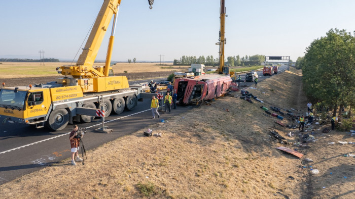 A buszsofőrök túlélték az éjjeli tragédiát