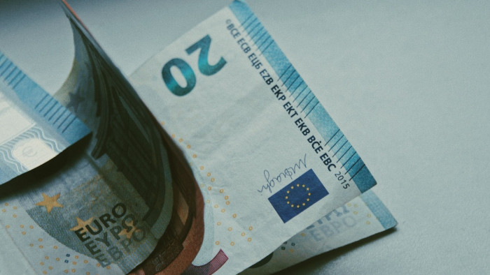 Románia hozzánk igazodna, velünk együtt vezetnék be az eurót – ez a céldátum