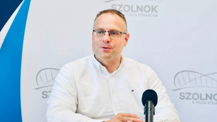 Polgármester: könnyű sérülései vannak a lezuhant Gripen pilótájának