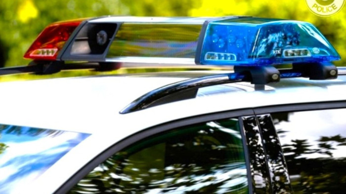 Injekciós tűvel raboltak ki egy dohányboltot – videó