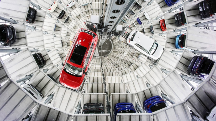 Háromfrontos válságban a Volkswagen csoport – és nincs egyedül