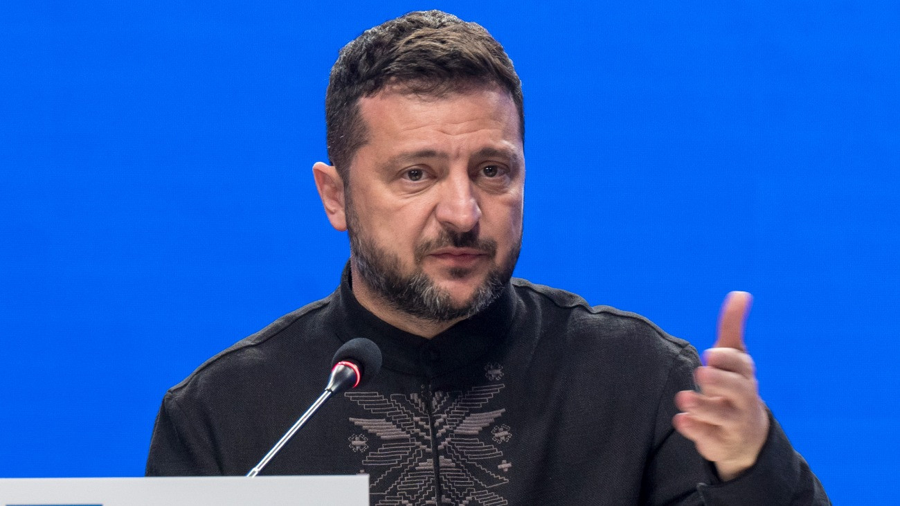 Orosz drónnal „tesztelték” az ukrán elnök repülőgépét?