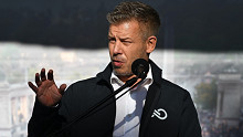 Magyar Péter aggódik: „Ruff Bálint is kezd rákapni az országjárásra”