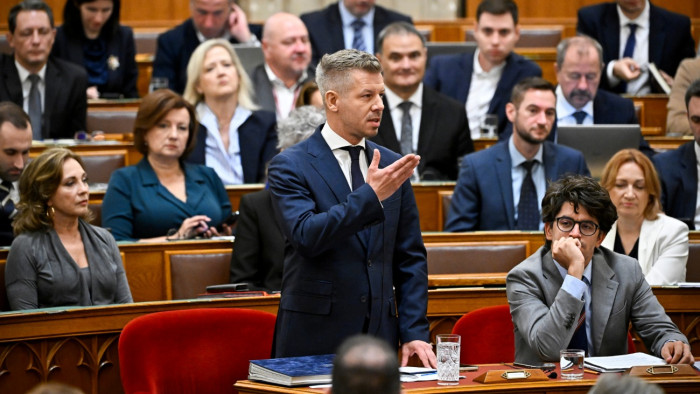 Magyar Péter a parlamentben: köszönjük az ukrán nyelvtörvénymódosítást!
