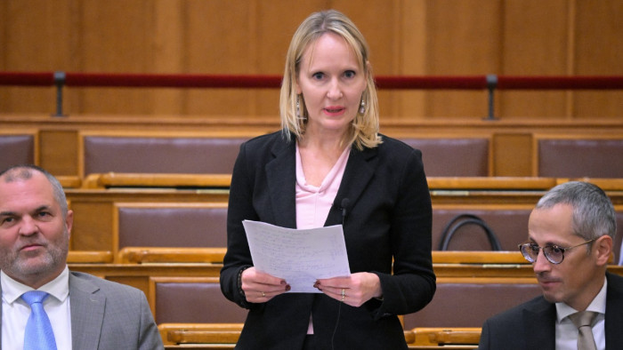 Magyar Péterrel megy szembe a mentelmi bizottság tiszás elnöke