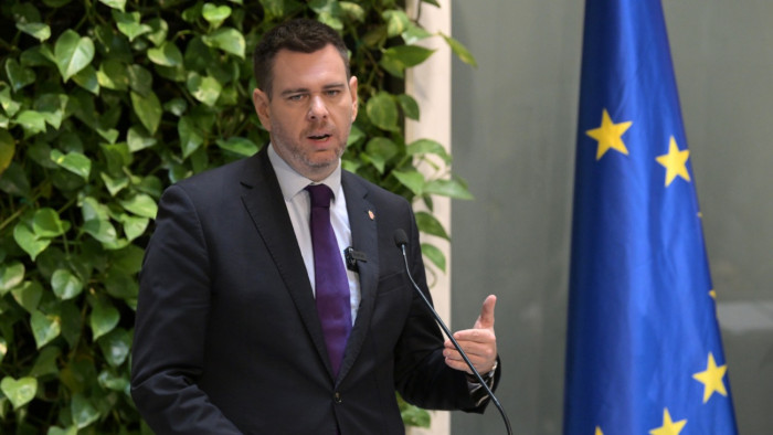Megáll a déli körvasút beruházás, de nem végleg, kizárták a V-Hidat a vasúti fejlesztésekből