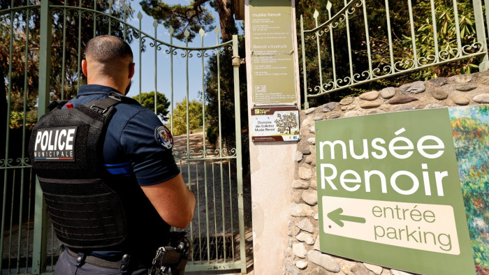 Kiderült, kik lopták el a Renoir-festményeket