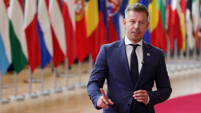 Határozott üzenettel érkezett Magyar Péter az uniós csúcsra