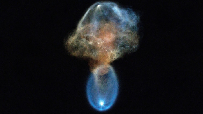 Döbbenetes „nyomot” hagyott maga után az égen a SpaceX frissen kilőtt űrhajója